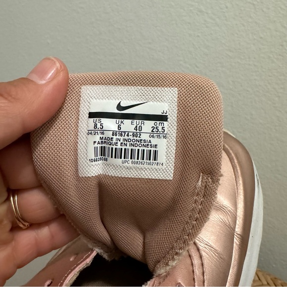 Nike Air Max Thea Rose Gold Size 8.5 - Picture 3 of 8